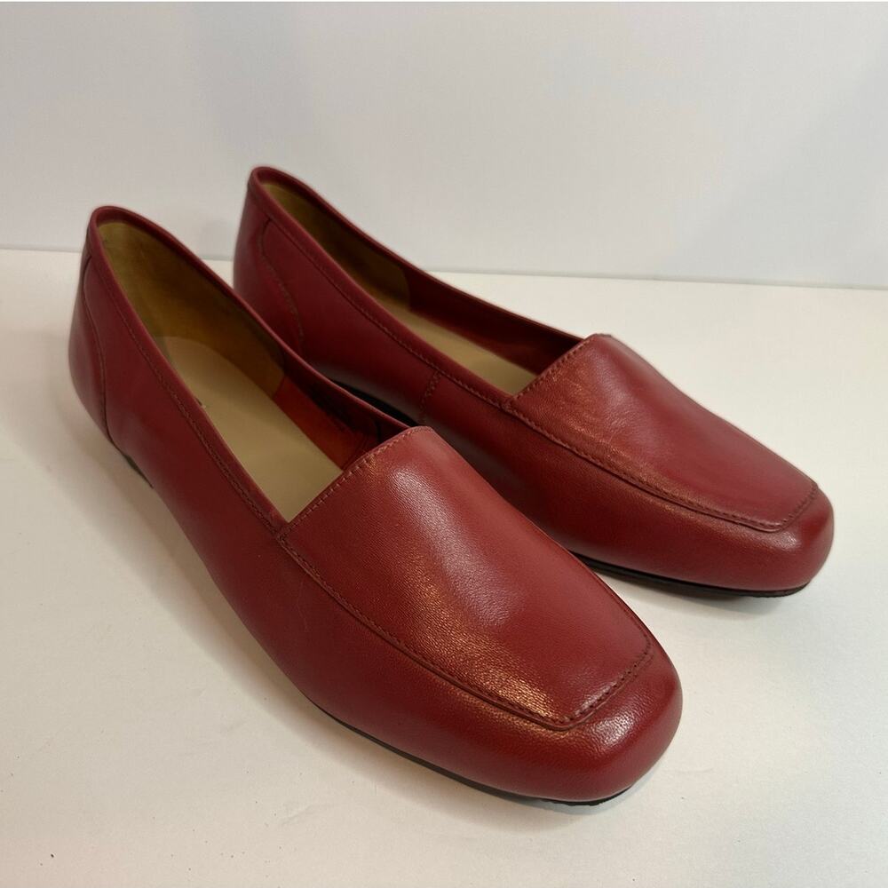 Array Freedom Square Toe Leather Loafers Women’s 9W Red Comfort Classic Shoes